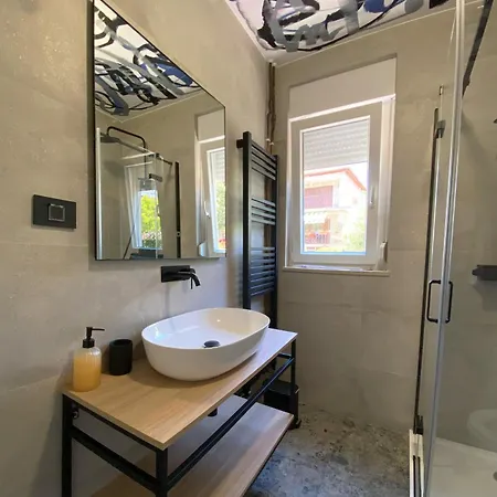 Ema's Double Bedroom Vendégház Umag